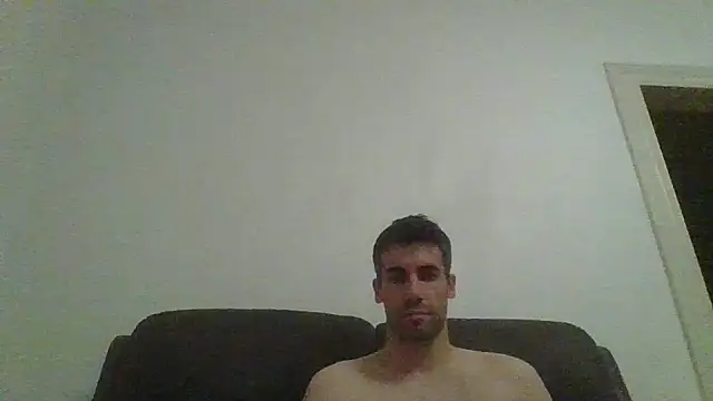 Snapshot of JulioIsHere4you chatting on September 19, 7:03 pm JulioIsHere4you online show from September 19, 7:03 pm