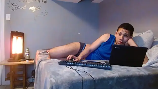 skiner222asd online show from April 14, 4:51 am