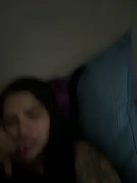 Snapshot of danilyns chatting on January 6, 6:11 pm danilyns online show from January 6, 6:11 pm