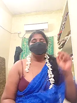 Snapshot of nishatelugu1 chatting on October 12, 3:44 pm nishatelugu1 online show from October 12, 3:44 pm