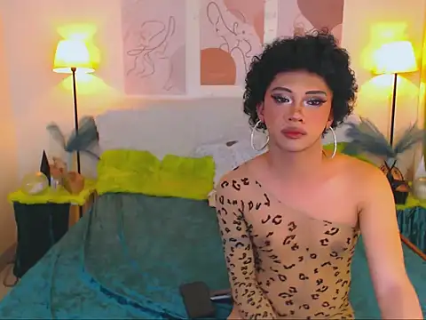 Alluring Carmela online show from December 1, 9:20 pm