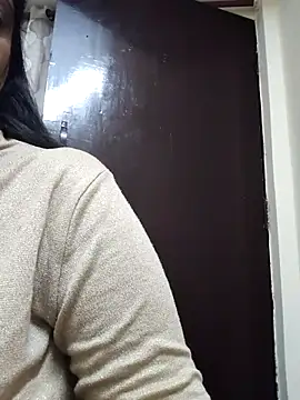 Snapshot of Kajal-baby07 chatting on February 6, 5:23 am Kajal-baby07 online show from February 6, 5:23 am