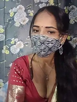 Snapshot of Bhabhilux2025 chatting on June 12, 7:35 pm Bhabhilux2025 online show from June 12, 7:35 pm