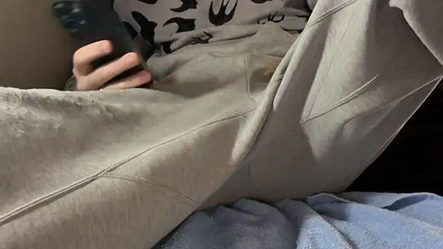 Snapshot of twinkydave chatting on November 28, 2:20 pm twinkydave online show from November 28, 2:20 pm