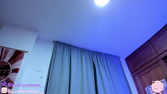 Snapshot of Dirtycalm chatting on November 27, 3:52 am Dirtycalm online show from November 27, 3:52 am