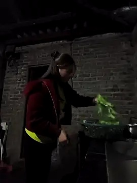 siki-00 online show from December 22, 11:40 am