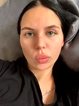 Snapshot of ksenia123 chatting on October 17, 8:50 am ksenia123 online show from October 17, 8:50 am