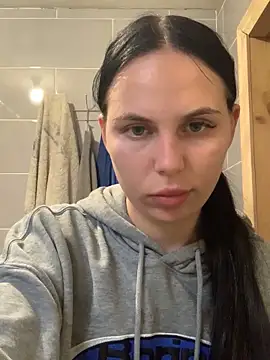 Snapshot of ksenia123 chatting on October 19, 1:12 pm ksenia123 online show from October 19, 1:12 pm