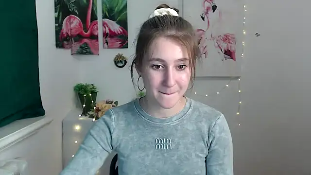 Snapshot of Milka_kamila chatting on October 13, 1:33 pm Milka kamila online show from October 13, 1:33 pm