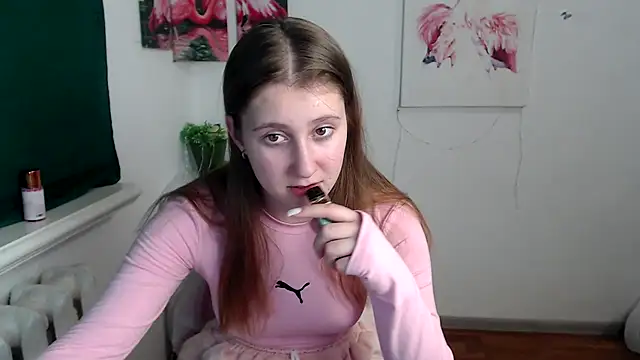 Snapshot of Milka_kamila chatting on November 24, 5:01 pm Milka kamila online show from November 24, 5:01 pm
