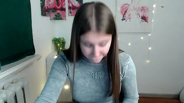 Snapshot of Milka_kamila chatting on November 26, 3:57 pm Milka kamila online show from November 26, 3:57 pm