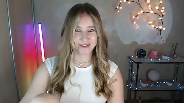 Milka kamila online show from July 31, 12:15 pm