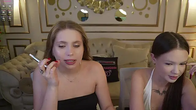 Snapshot of Tiana_Princesss chatting on December 3, 7:34 pm Tiana Princesss online show from December 3, 7:34 pm