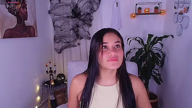 Snapshot of AlisxxnFx chatting on October 14, 12:50 pm AlisxxnFx online show from October 14, 12:50 pm