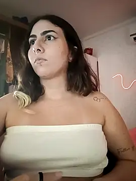 Snapshot of ApenasLys chatting on November 5, 10:43 pm ApenasLys online show from November 5, 10:43 pm