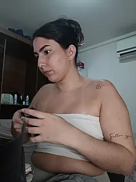 Snapshot of ApenasLys chatting on January 18, 7:50 pm ApenasLys online show from January 18, 7:50 pm