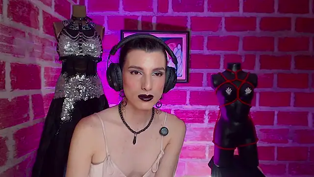 Snapshot of Moira-Hot chatting on March 29, 6:30 pm Moira-Hot online show from March 29, 6:30 pm