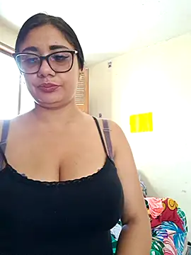 Monse--145 online show from November 22, 1:21 pm