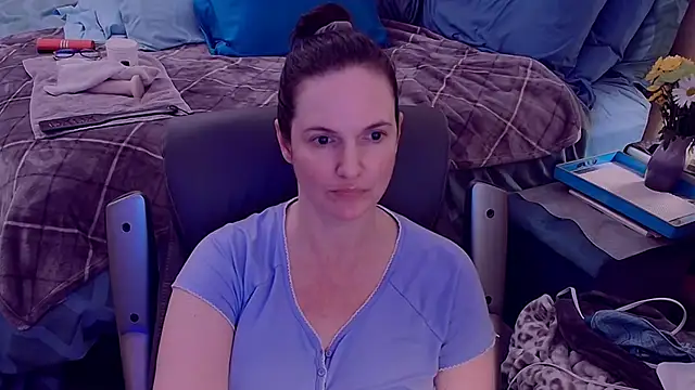 ninajaymes online show from March 18, 1:32 am