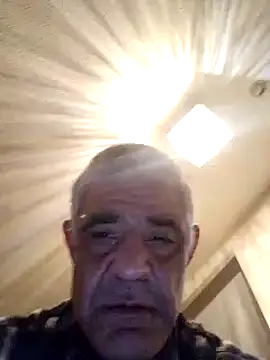 Snapshot of orcajaws52 chatting on December 17, 11:59 pm orcajaws52 online show from December 17, 11:59 pm