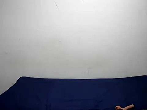 Snapshot of Littlebunny33 chatting on September 8, 5:45 pm Littlebunny33 online show from September 8, 5:45 pm