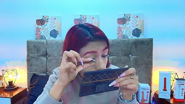 Snapshot of Dulce_Bella_ chatting on October 1, 7:31 pm Dulce Bella online show from October 1, 7:31 pm