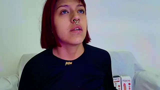 Snapshot of Dulce_Bella_ chatting on October 3, 12:13 pm Dulce Bella online show from October 3, 12:13 pm