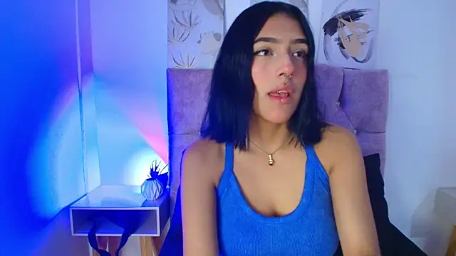 Snapshot of Dulce_Bella_ chatting on February 28, 3:40 am Dulce Bella online show from February 28, 3:40 am