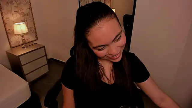 allie bruce online show from July 8, 7:51 pm