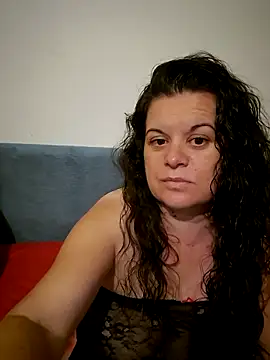 PerleRaree online show from June 13, 8:07 pm