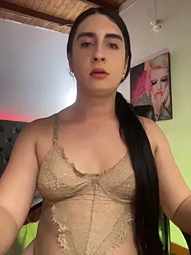 lola diez online show from June 21, 10:23 pm