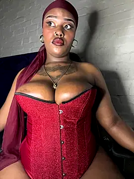 Snapshot of QUEEN_NOBUHLE_777 chatting on October 18, 7:47 pm QUEEN NOBUHLE 777 online show from October 18, 7:47 pm