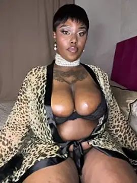 QUEEN NOBUHLE 777 online show from May 1, 12:26 am
