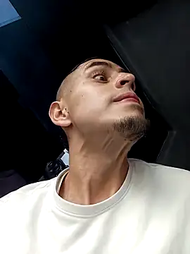 1C2AM22 online show from September 23, 9:07 pm