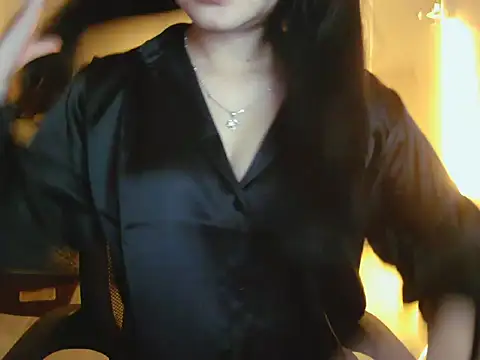 Ngoc Quynh 18 online show from September 24, 4:21 pm