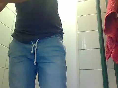 Snapshot of boytwink7 chatting on July 12, 2:52 pm boytwink7 online show from July 12, 2:52 pm