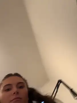 Snapshot of SophiiaStarr chatting on October 27, 7:18 pm SophiiaStarr online show from October 27, 7:18 pm