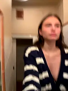 Snapshot of SophiiaStarr chatting on November 23, 5:46 pm SophiiaStarr online show from November 23, 5:46 pm