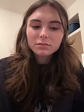 Snapshot of SophiiaStarr chatting on December 4, 6:27 pm SophiiaStarr online show from December 4, 6:27 pm