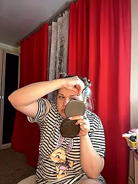 Snapshot of Nayvessa chatting on January 14, 12:00 pm Nayvessa online show from January 14, 12:00 pm