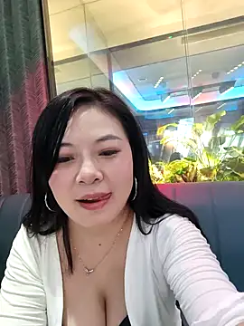 smgirls online show from October 17, 11:35 am