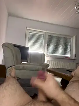 Snapshot of flamur_albania chatting on November 2, 11:45 am flamur albania online show from November 2, 11:45 am