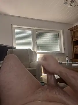 Snapshot of flamur_albania chatting on March 22, 8:07 am flamur albania online show from March 22, 8:07 am