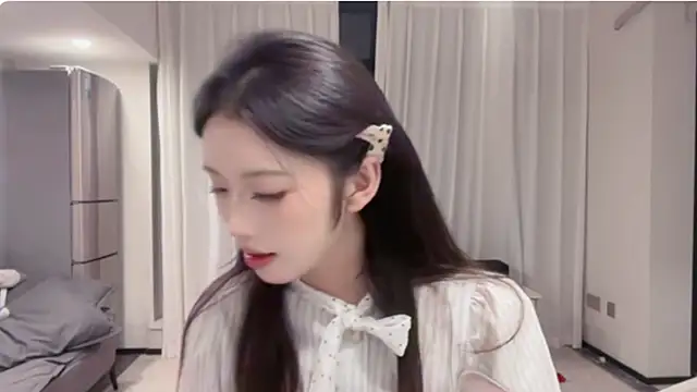 Snapshot of ZhaoZhao-ZM chatting on September 27, 1:05 pm ZhaoZhao-ZM online show from September 27, 1:05 pm