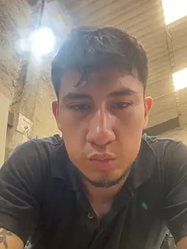 Snapshot of True_Di chatting on December 20, 2:46 pm True Di online show from December 20, 2:46 pm