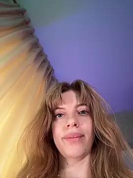 mari  papi online show from May 1, 2:21 pm