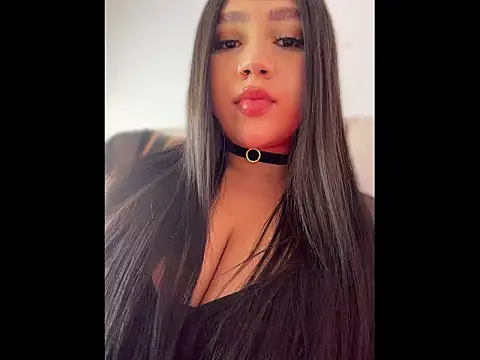 HilaryBlaze online show from July 28, 4:52 am