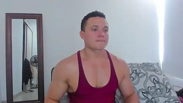 KingLevi01 online show from August 5, 7:38 pm