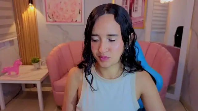 bella vibess s online show from July 4, 2:29 am