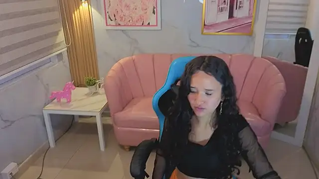 bella vibess s online show from July 16, 2:39 am